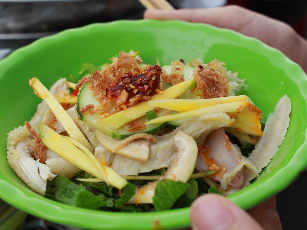True Taste Of Vietnamese Street Food In Danang