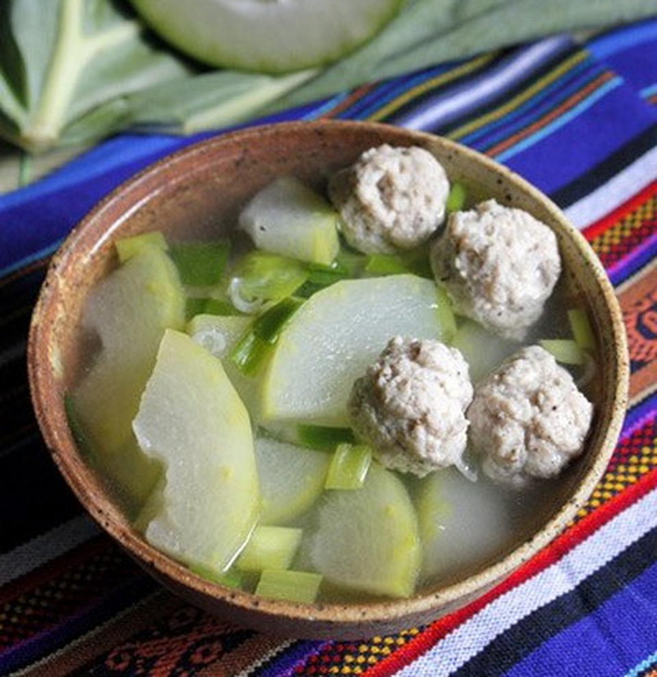 How To Make Pork Meatball Soup