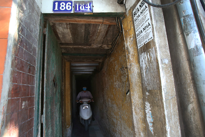 Walking Through Hidden Hanoi's Alley