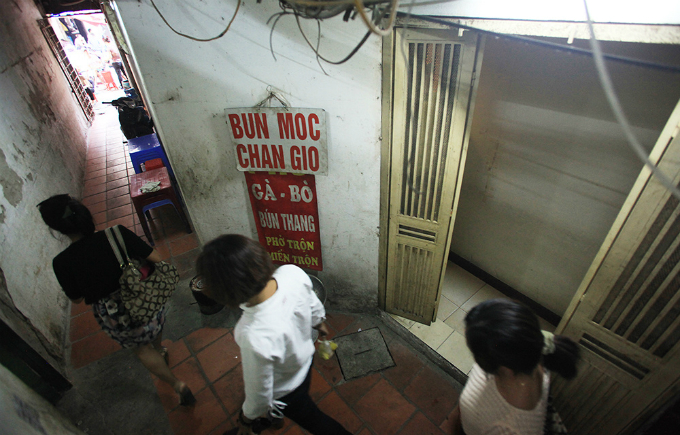 Hidden Hanoi's Alley