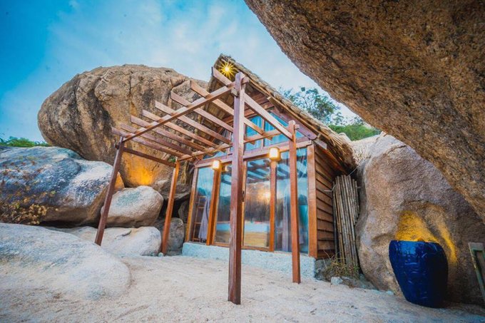 Giant Birds' Nests Are The Perfect Place To Stay Close To The Ocean