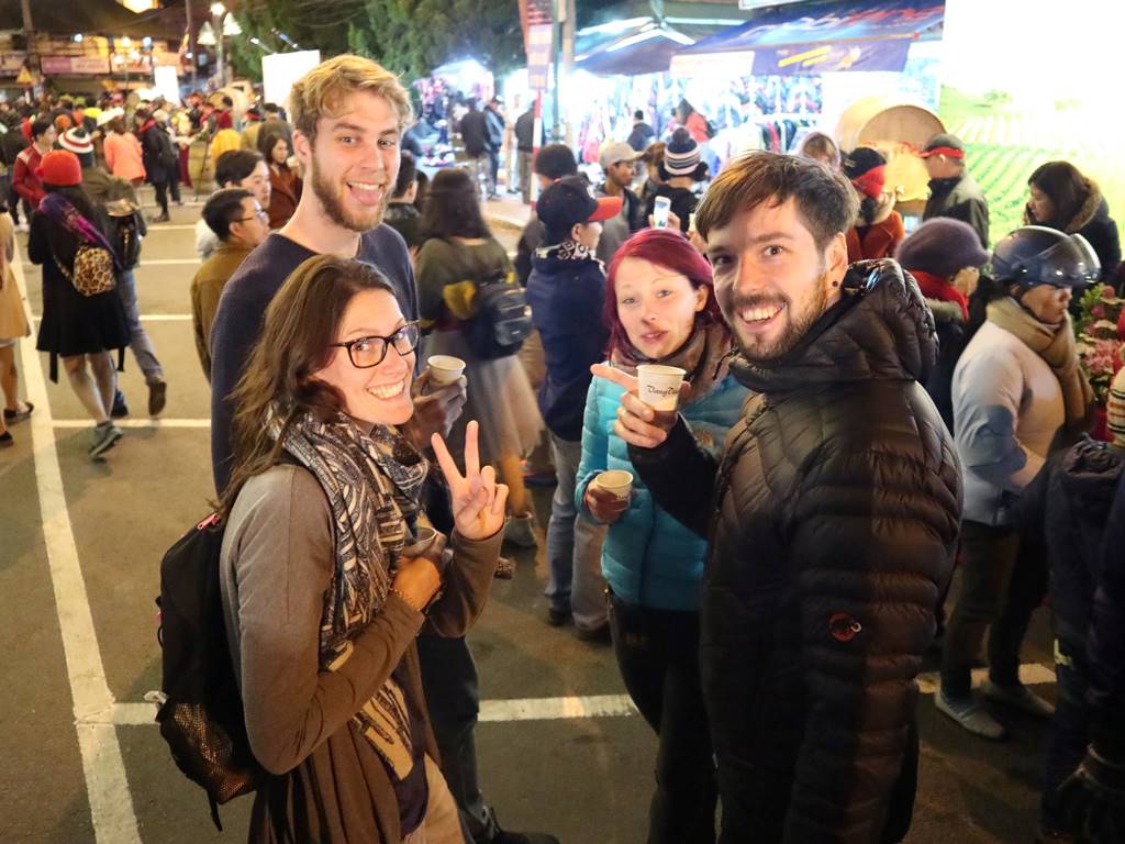 Da Lat Flower Festival Organizers Offer Free Wine For Visitors